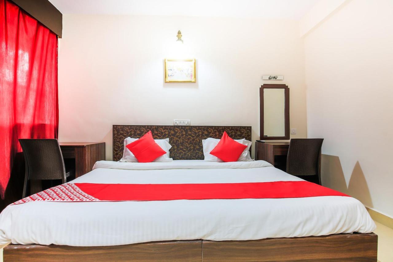Oyo 18794 Hotel Colva Plaza Kültér fotó